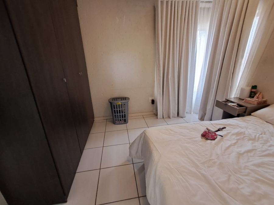 To Let 2 Bedroom Property for Rent in Paulshof Gauteng