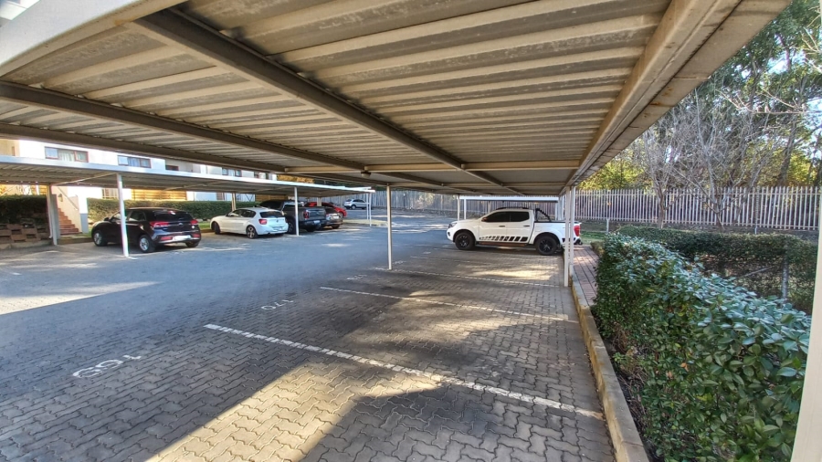 To Let 2 Bedroom Property for Rent in Paulshof Gauteng