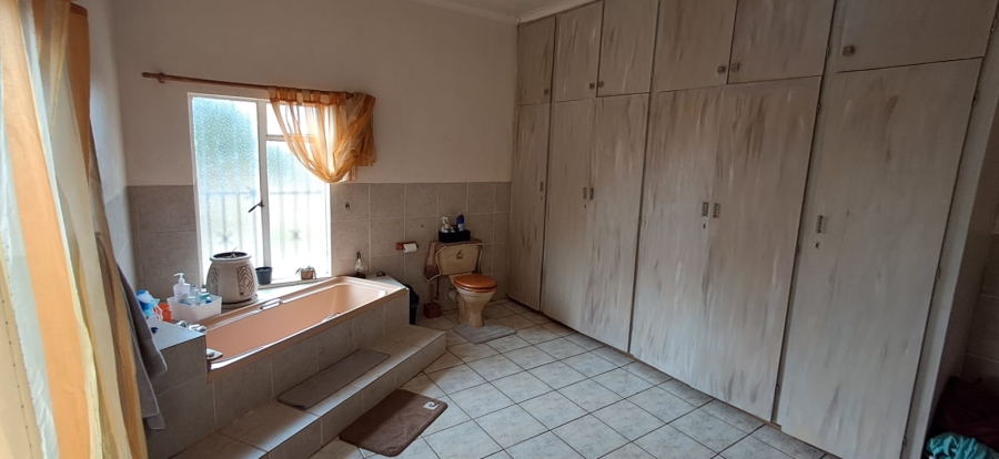 8 Bedroom Property for Sale in Magaliesburg Gauteng