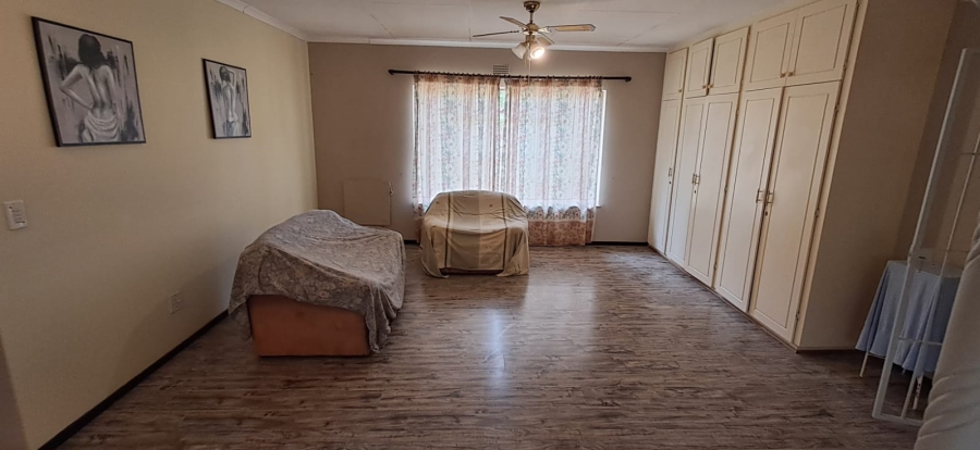 8 Bedroom Property for Sale in Magaliesburg Gauteng