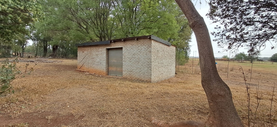 8 Bedroom Property for Sale in Magaliesburg Gauteng