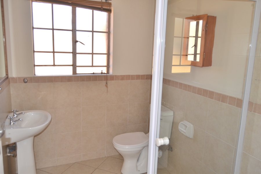 To Let 2 Bedroom Property for Rent in Monavoni Gauteng