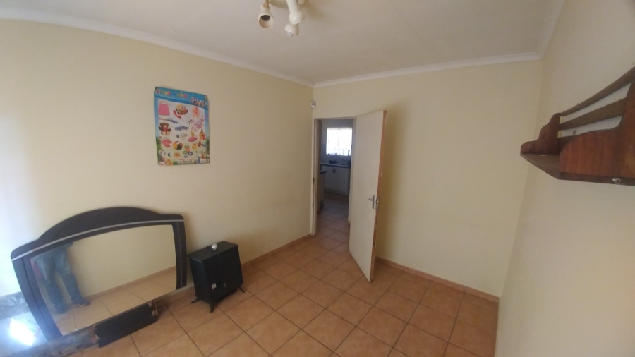 3 Bedroom Property for Sale in Dorandia Gauteng