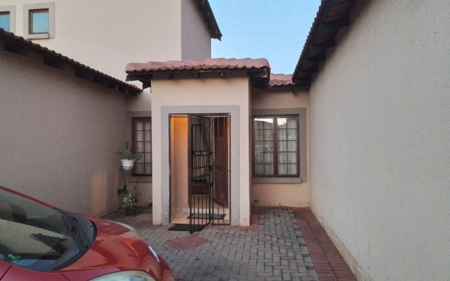 3 Bedroom Property for Sale in Theresa Park Gauteng