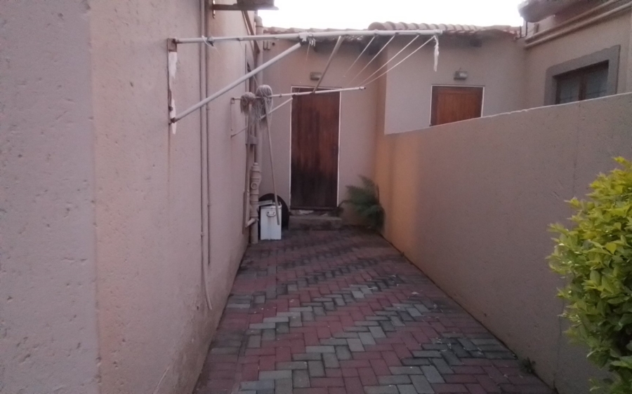 3 Bedroom Property for Sale in Theresa Park Gauteng