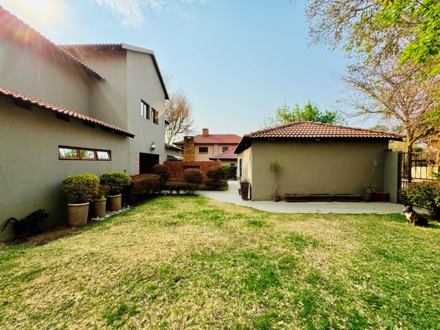 4 Bedroom Property for Sale in Pebble Rock Golf Village Gauteng