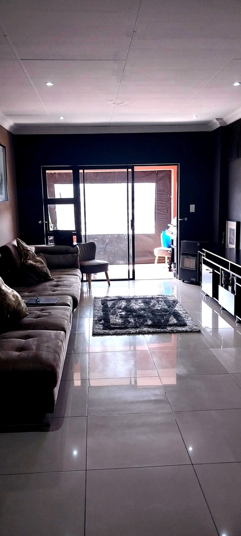 2 Bedroom Property for Sale in Winchester Hills Gauteng