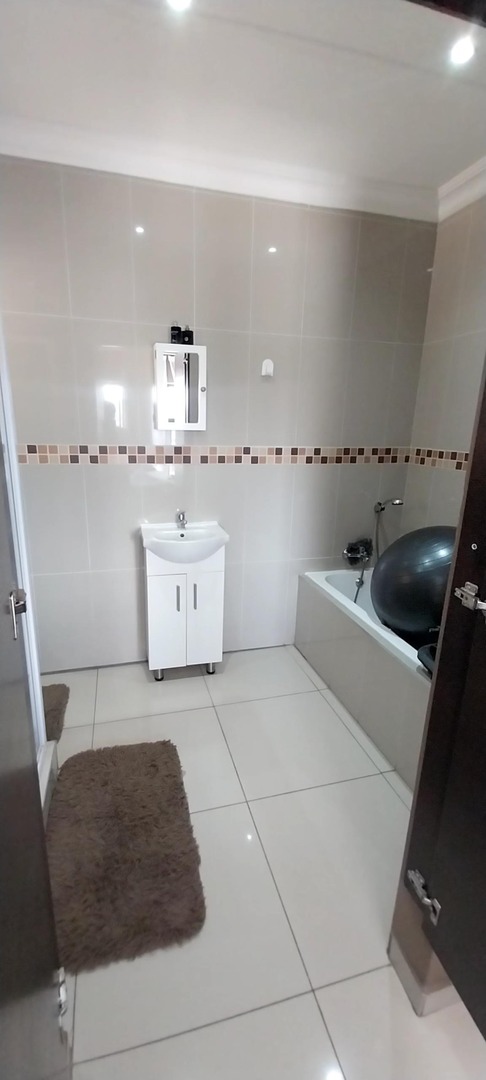 2 Bedroom Property for Sale in Winchester Hills Gauteng