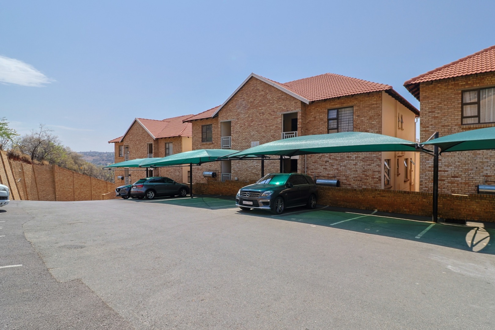 2 Bedroom Property for Sale in Winchester Hills Gauteng