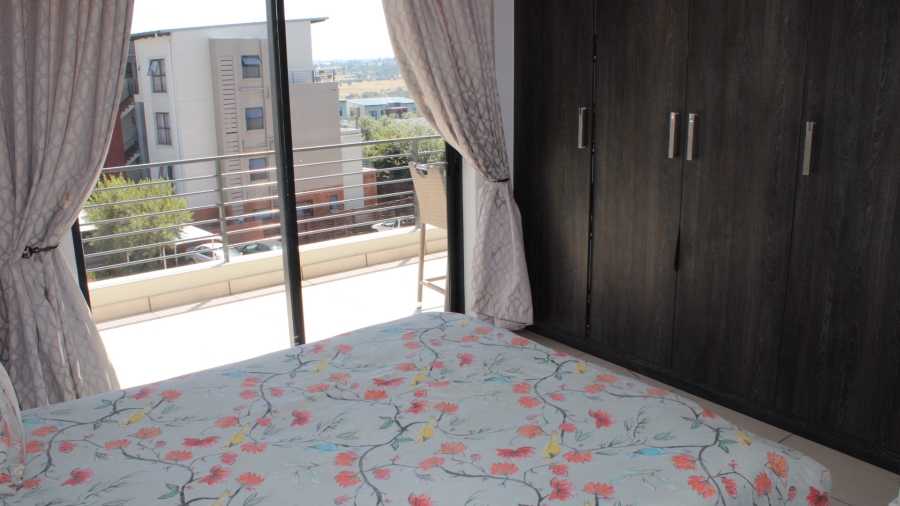 To Let 2 Bedroom Property for Rent in Fourways Gauteng