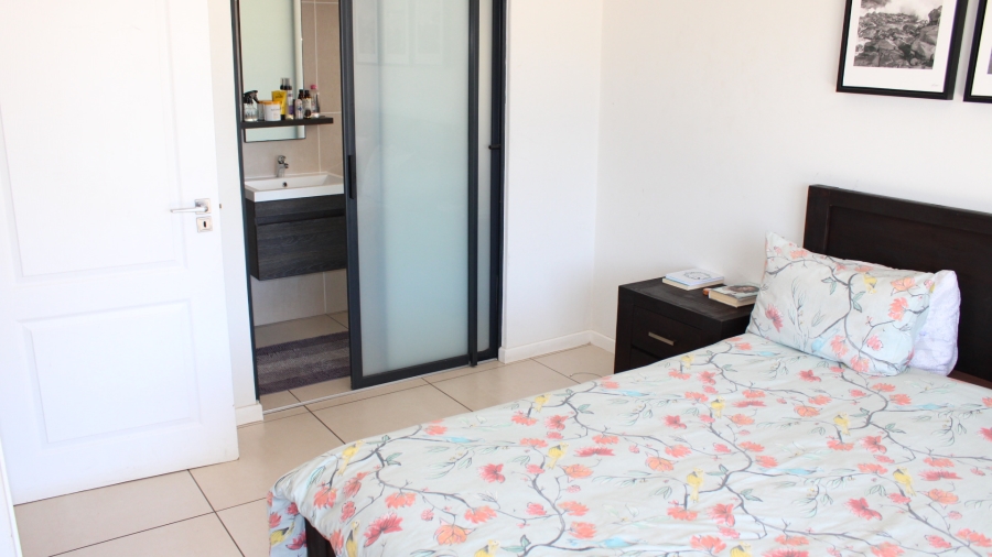 To Let 2 Bedroom Property for Rent in Fourways Gauteng