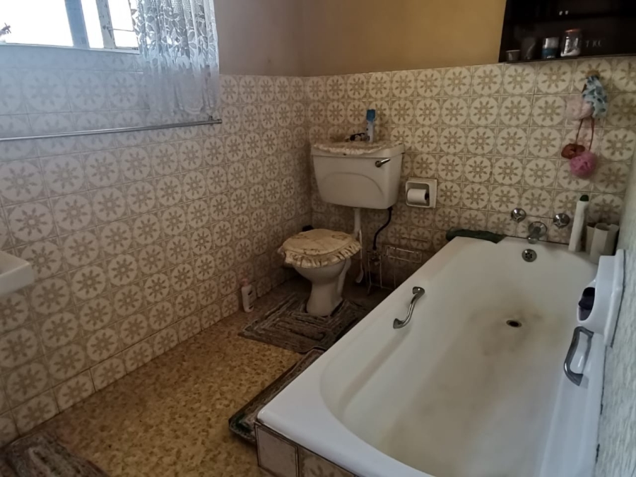 3 Bedroom Property for Sale in East Lynne Gauteng