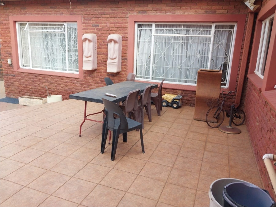 6 Bedroom Property for Sale in Rayton Gauteng