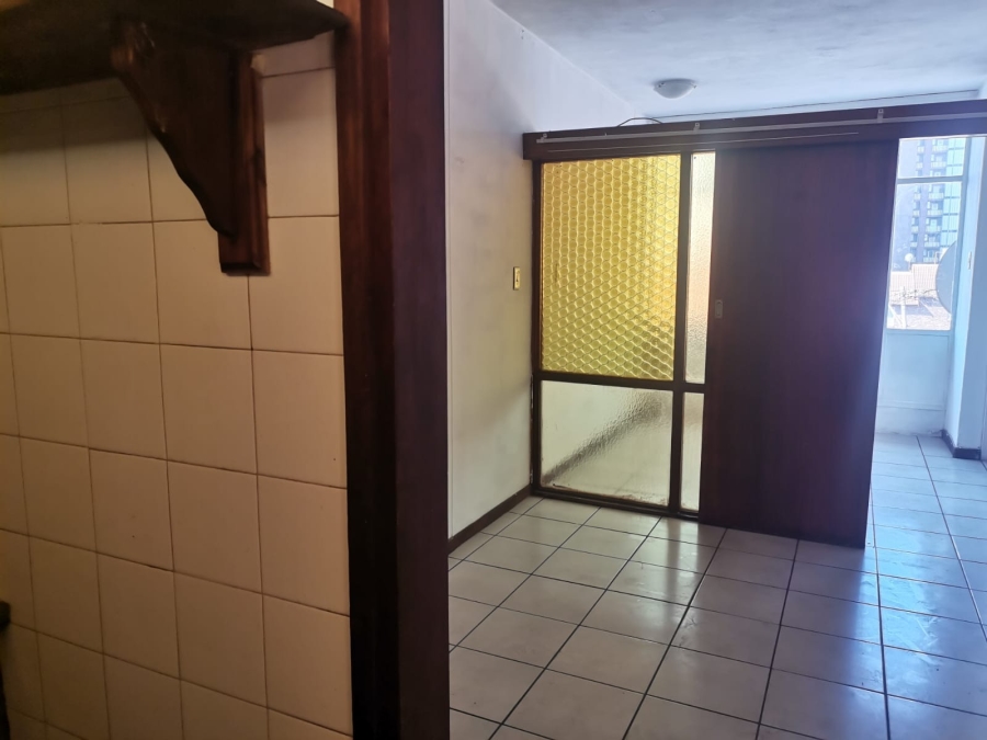 1 Bedroom Property for Sale in Gezina Gauteng