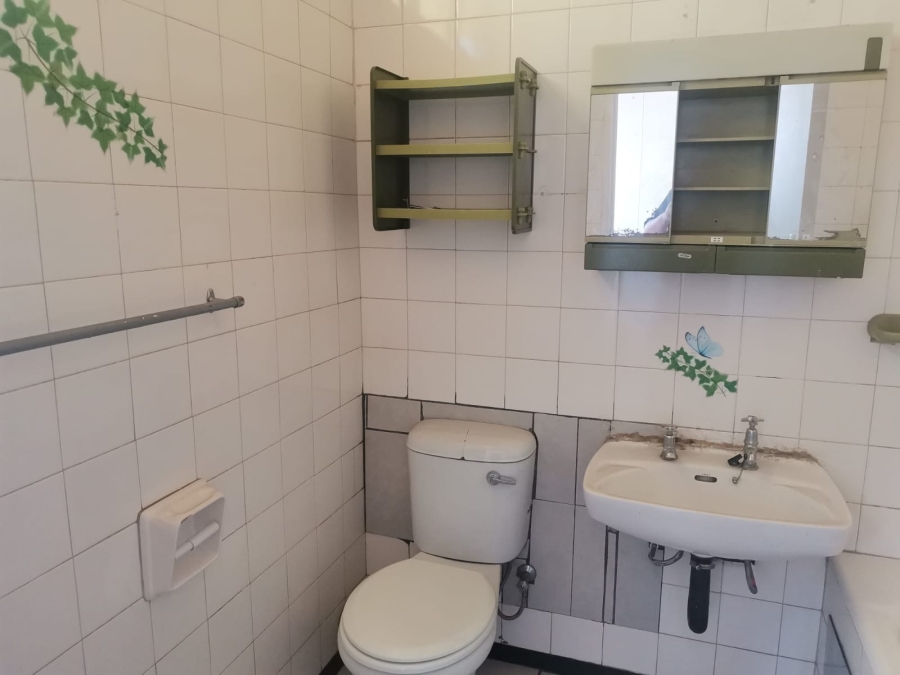 1 Bedroom Property for Sale in Gezina Gauteng