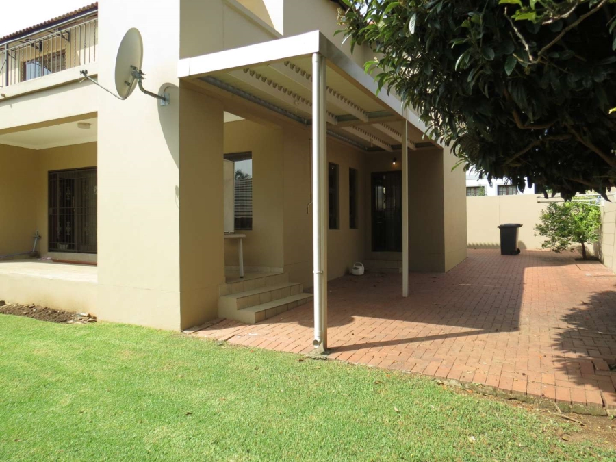 4 Bedroom Property for Sale in Greenstone Hill Gauteng