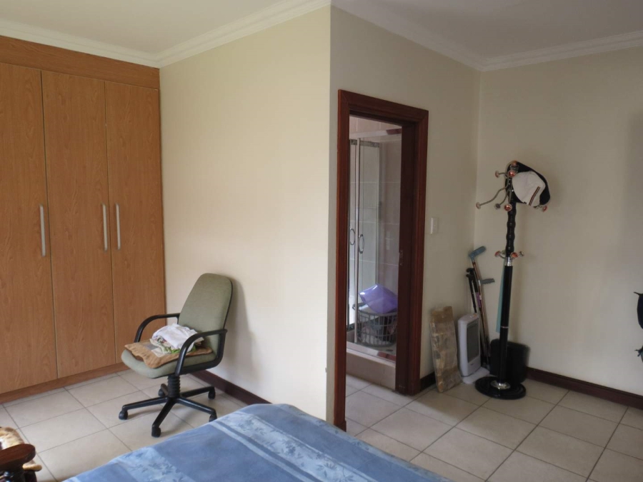 4 Bedroom Property for Sale in Greenstone Hill Gauteng