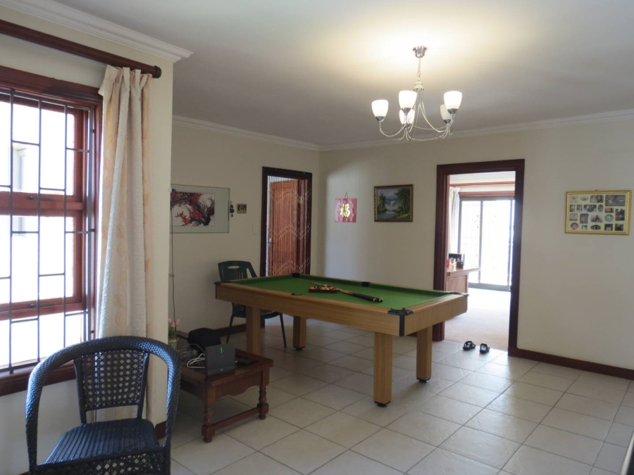 4 Bedroom Property for Sale in Greenstone Hill Gauteng