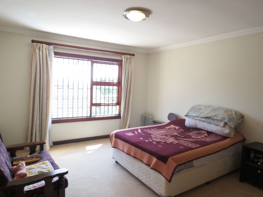 4 Bedroom Property for Sale in Greenstone Hill Gauteng