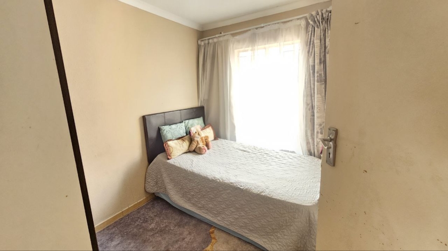 To Let 2 Bedroom Property for Rent in Olievenhoutbosch Gauteng