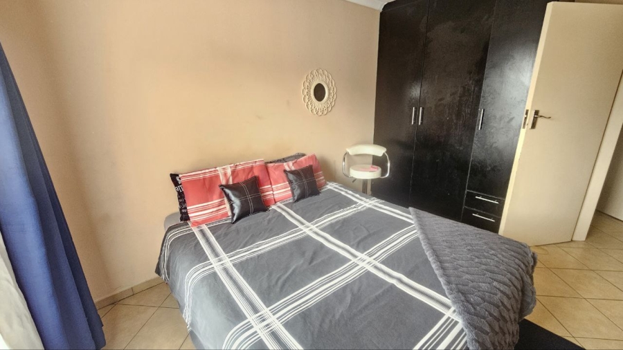 To Let 2 Bedroom Property for Rent in Olievenhoutbosch Gauteng