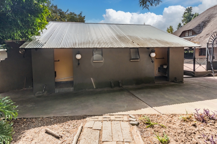 3 Bedroom Property for Sale in Glen Austin Gauteng