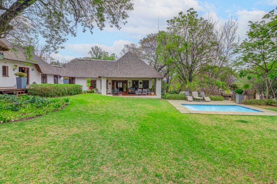 5 Bedroom Property for Sale in Chartwell Gauteng