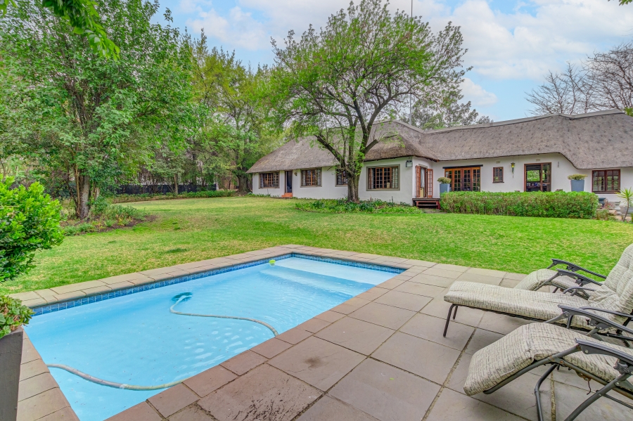 5 Bedroom Property for Sale in Chartwell Gauteng