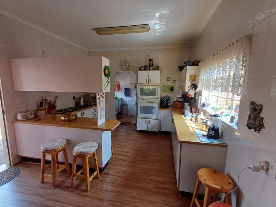 3 Bedroom Property for Sale in Noordheuwel Gauteng