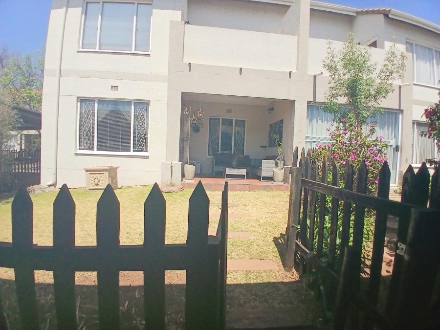 1 Bedroom Property for Sale in Eden Glen Gauteng