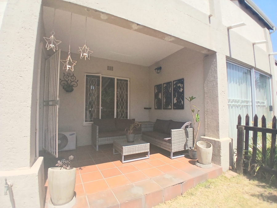 1 Bedroom Property for Sale in Eden Glen Gauteng