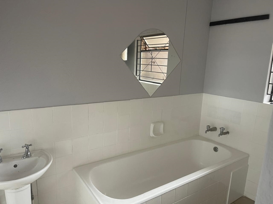 2 Bedroom Property for Sale in Sunnyside Gauteng