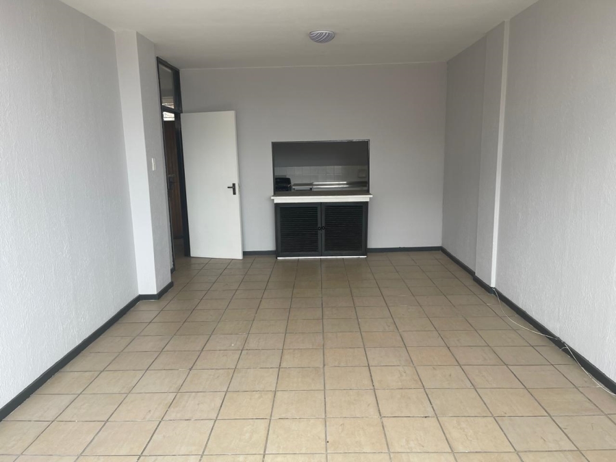 2 Bedroom Property for Sale in Sunnyside Gauteng