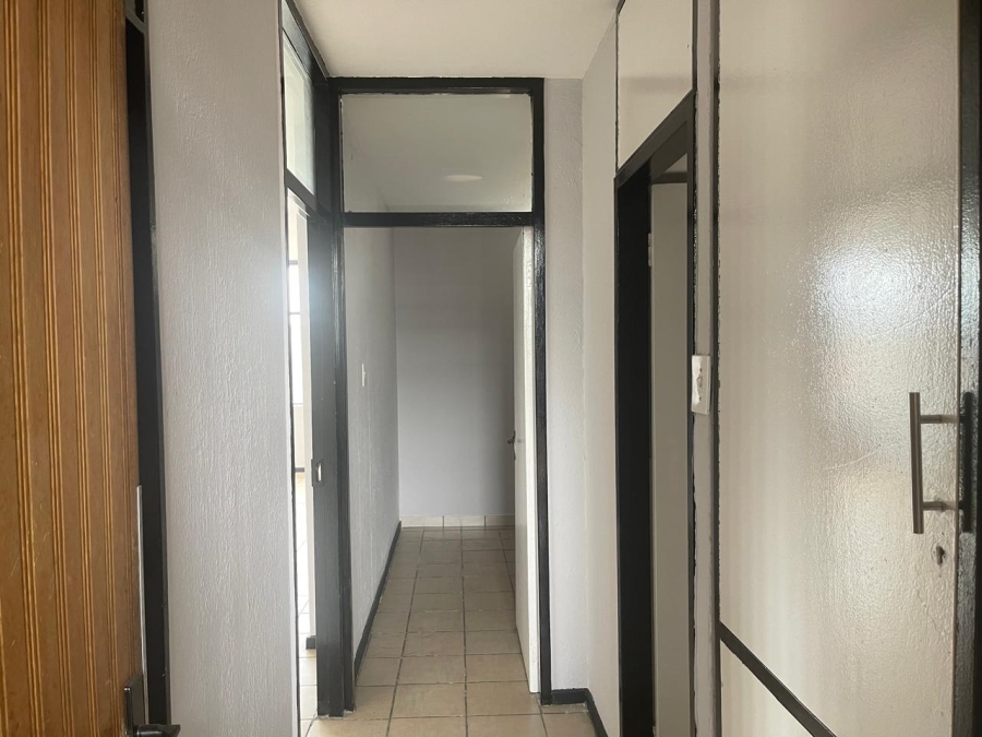 2 Bedroom Property for Sale in Sunnyside Gauteng