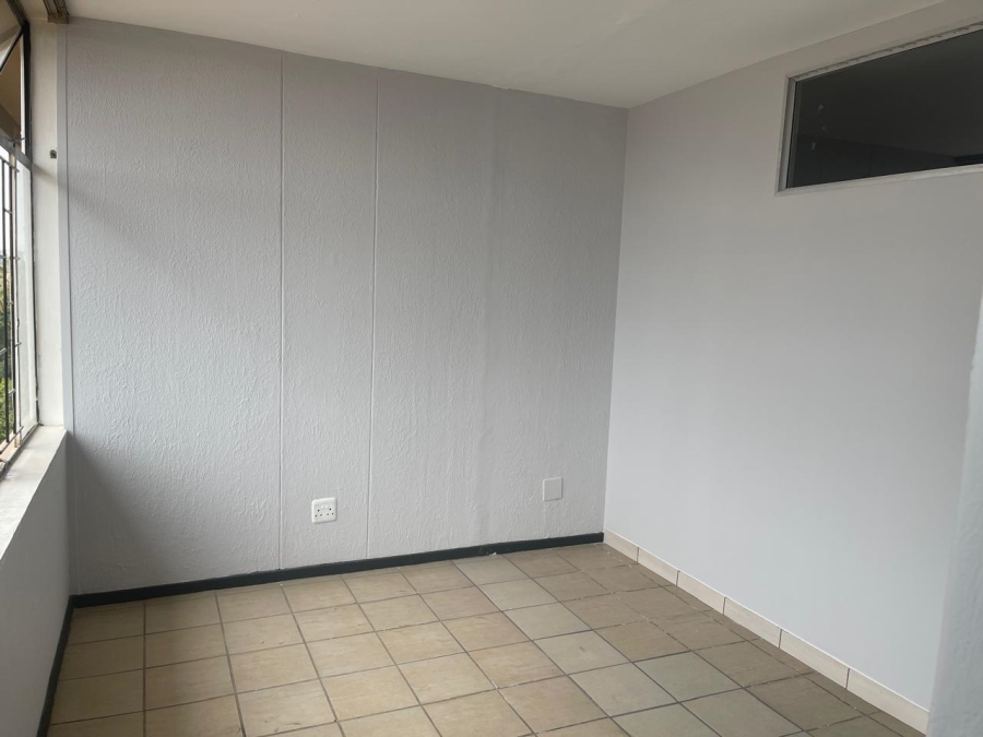 2 Bedroom Property for Sale in Sunnyside Gauteng