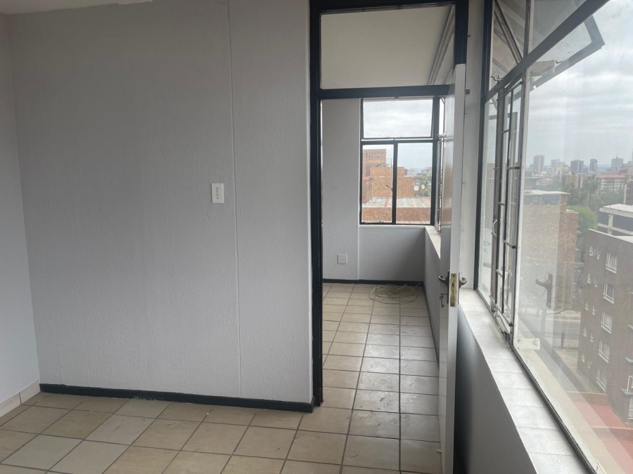 2 Bedroom Property for Sale in Sunnyside Gauteng