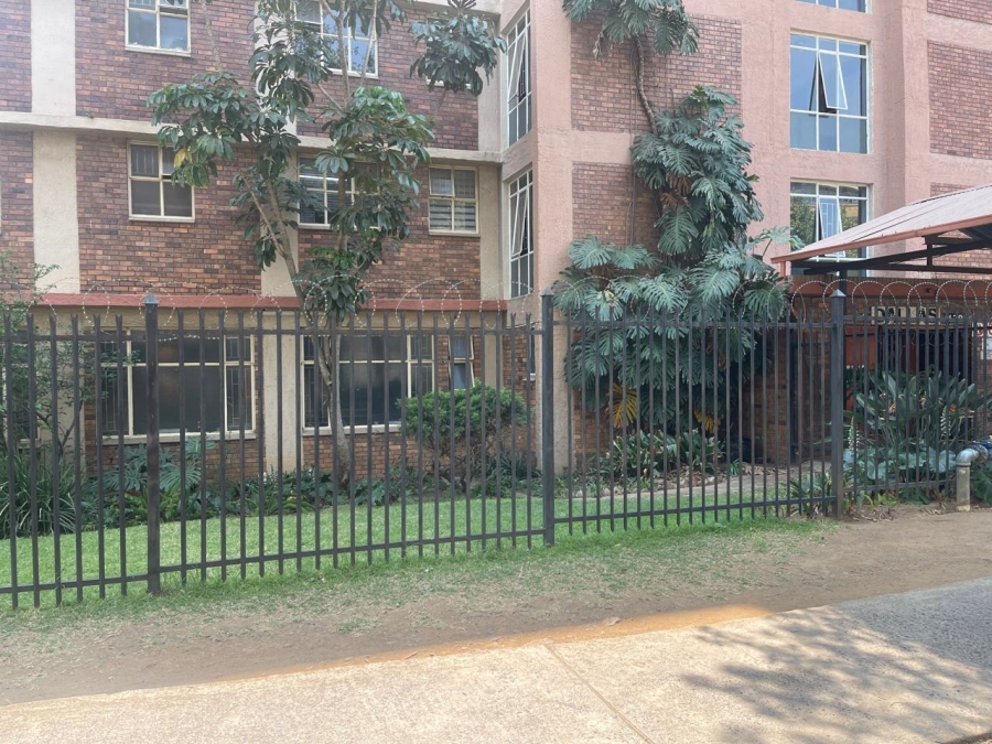 3 Bedroom Property for Sale in Sunnyside Gauteng