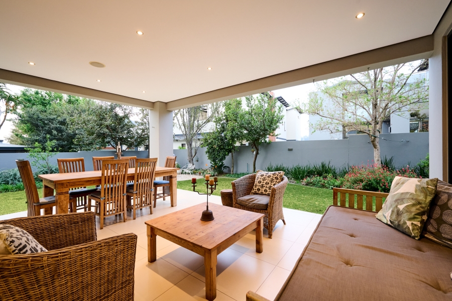 4 Bedroom Property for Sale in Waterfall Country Village Gauteng