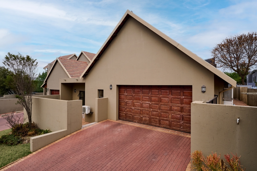 3 Bedroom Property for Sale in Carlswald North Estate Gauteng