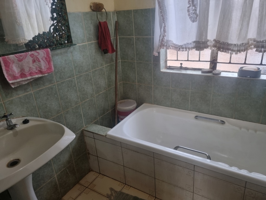 3 Bedroom Property for Sale in Chantelle Gauteng