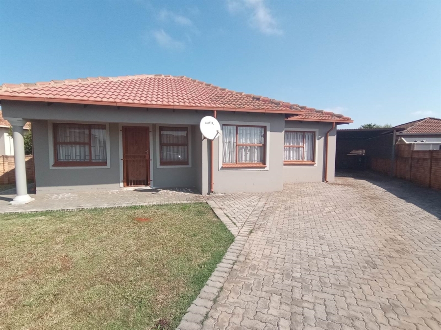 To Let 3 Bedroom Property for Rent in The Orchards Gauteng