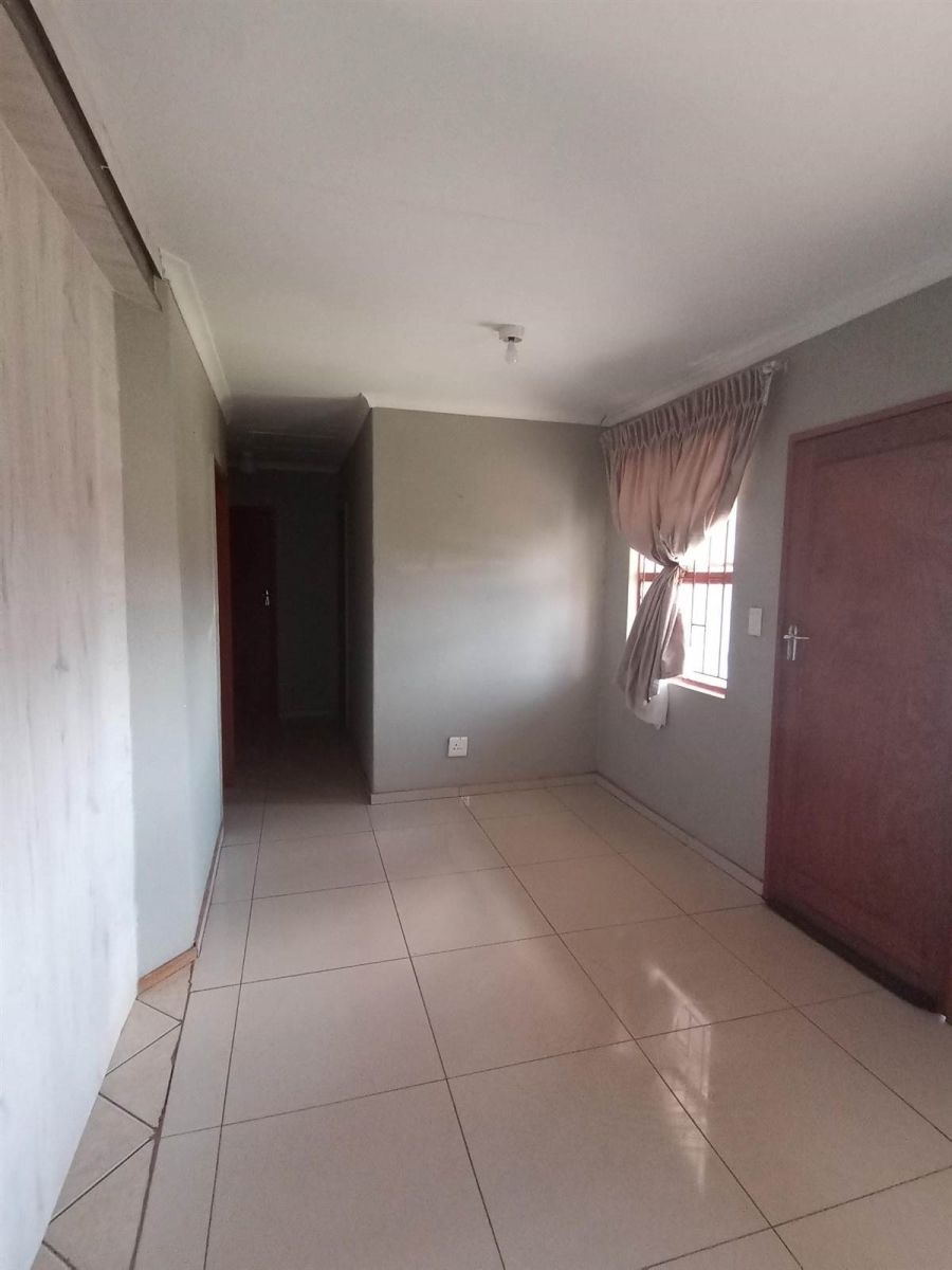 To Let 3 Bedroom Property for Rent in The Orchards Gauteng