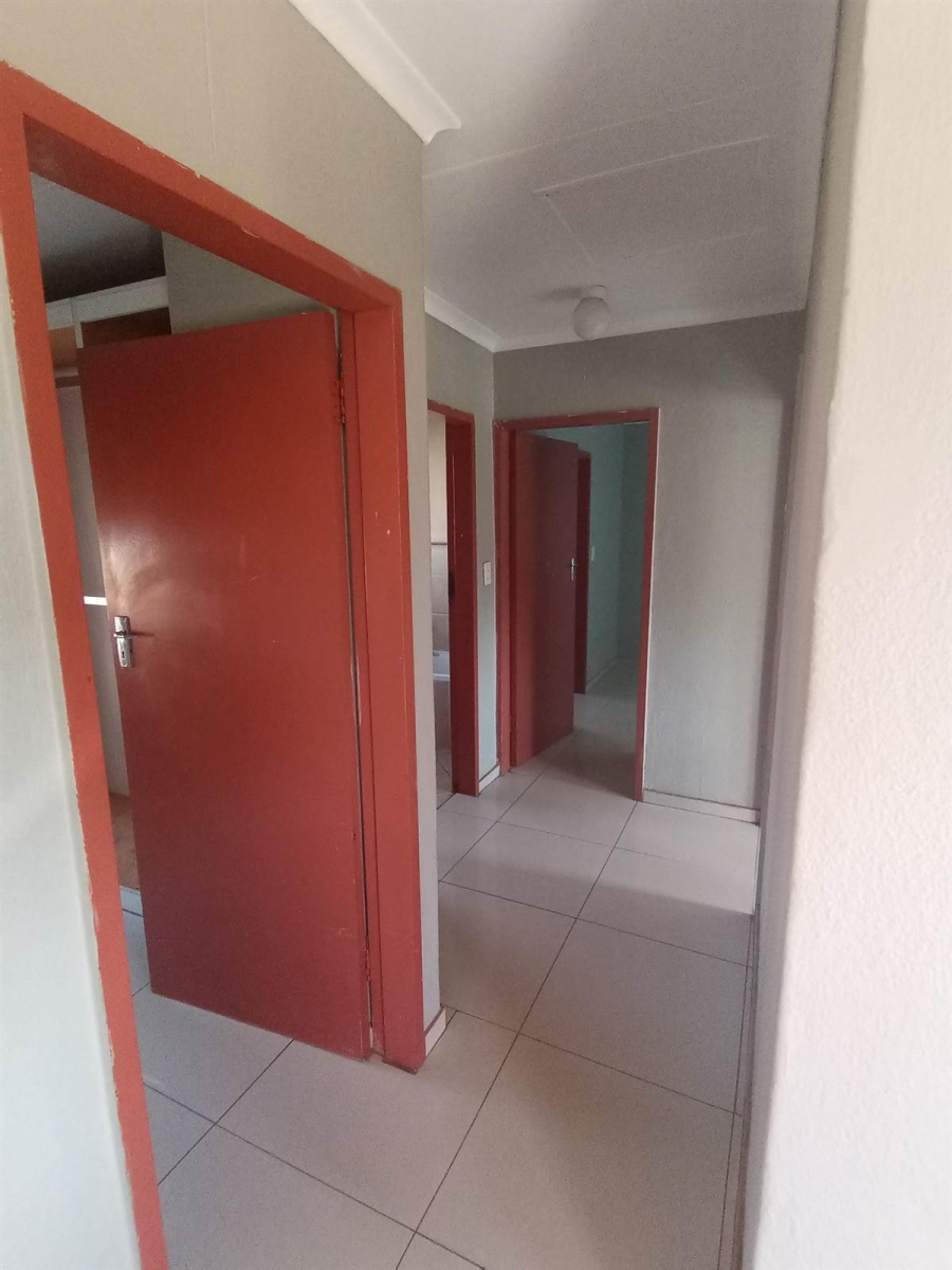 To Let 3 Bedroom Property for Rent in The Orchards Gauteng