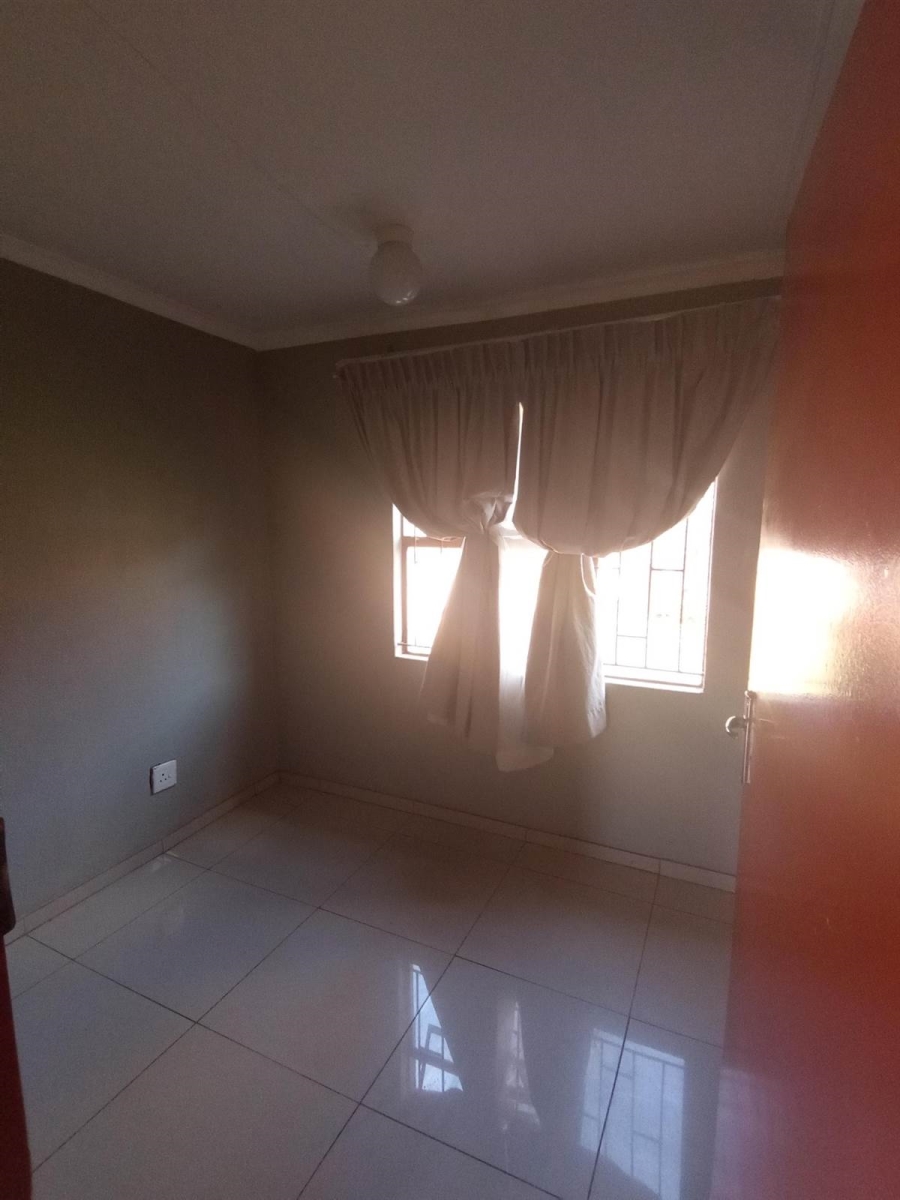 To Let 3 Bedroom Property for Rent in The Orchards Gauteng