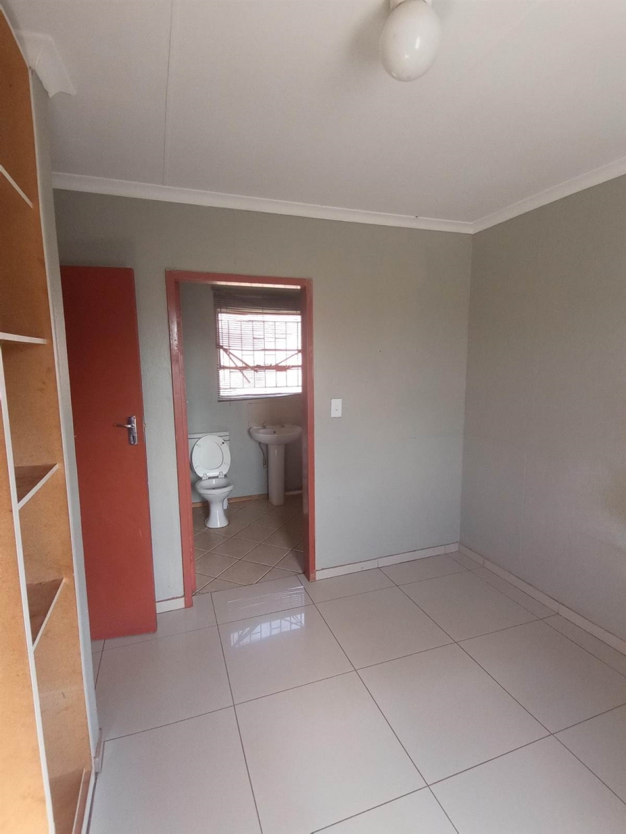 To Let 3 Bedroom Property for Rent in The Orchards Gauteng