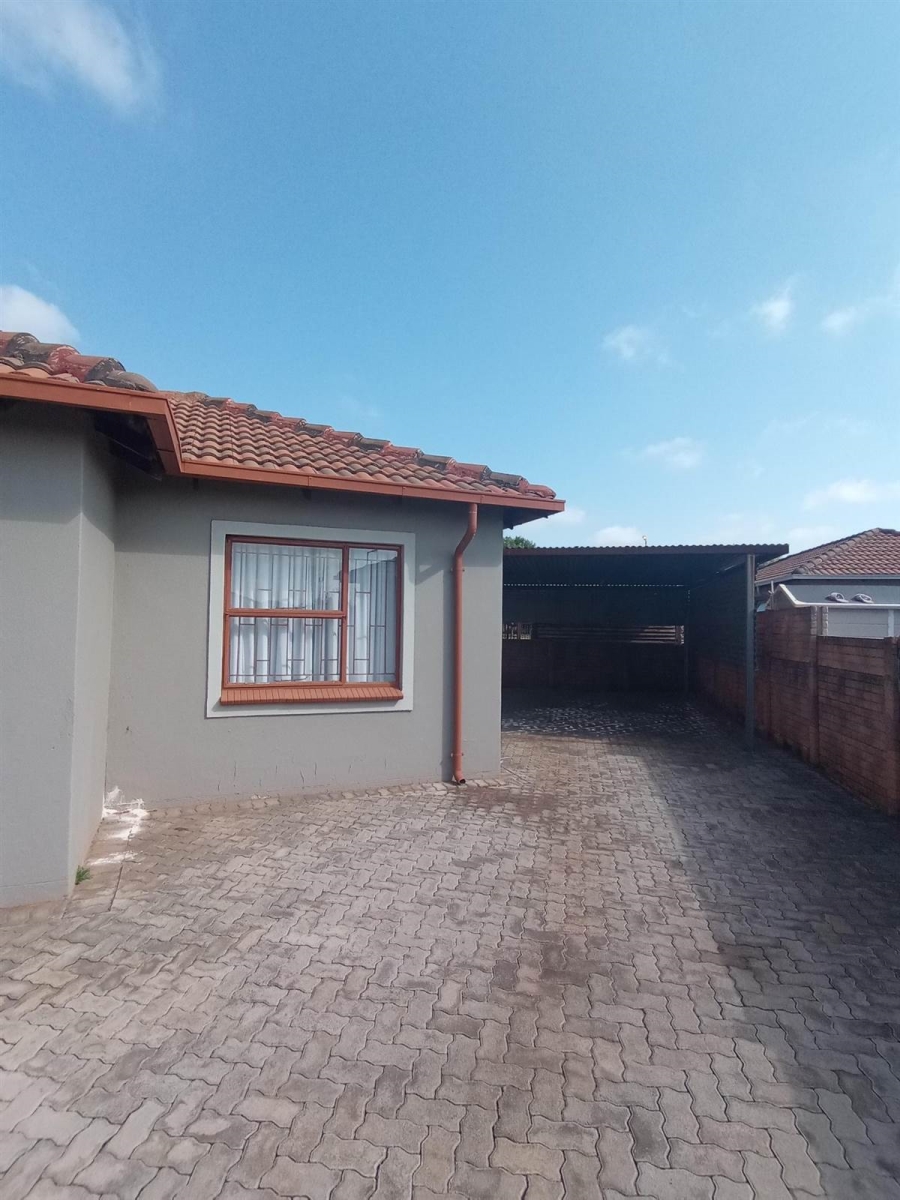 To Let 3 Bedroom Property for Rent in The Orchards Gauteng