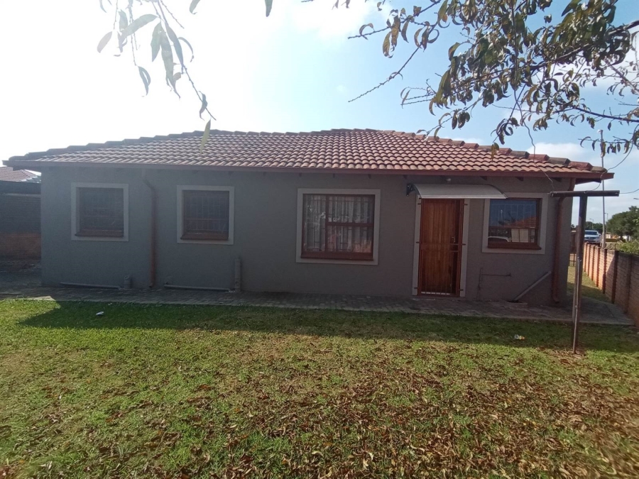 To Let 3 Bedroom Property for Rent in The Orchards Gauteng