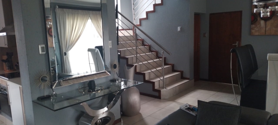 3 Bedroom Property for Sale in Helderwyk Gauteng