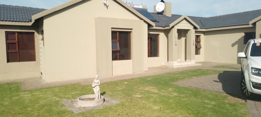 3 Bedroom Property for Sale in Helderwyk Gauteng