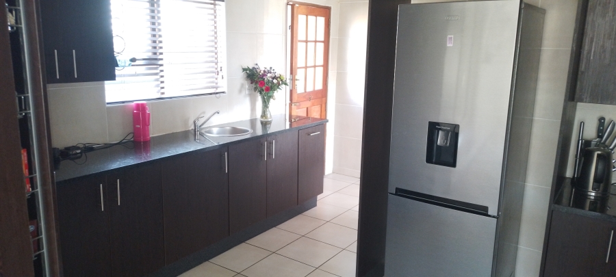 3 Bedroom Property for Sale in Helderwyk Gauteng